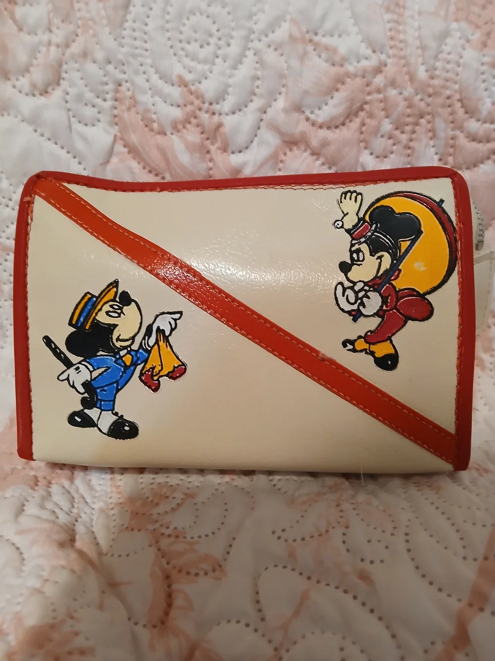Vintage 70s Mickey Mouse Cream and Red Cartoon-Print Women's Wallet